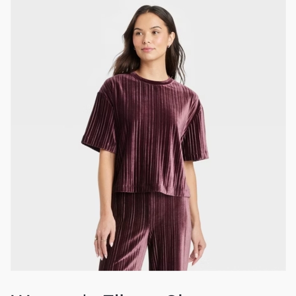 IndiDine Burgundy Two-Piece Set - Picture 2 of 5